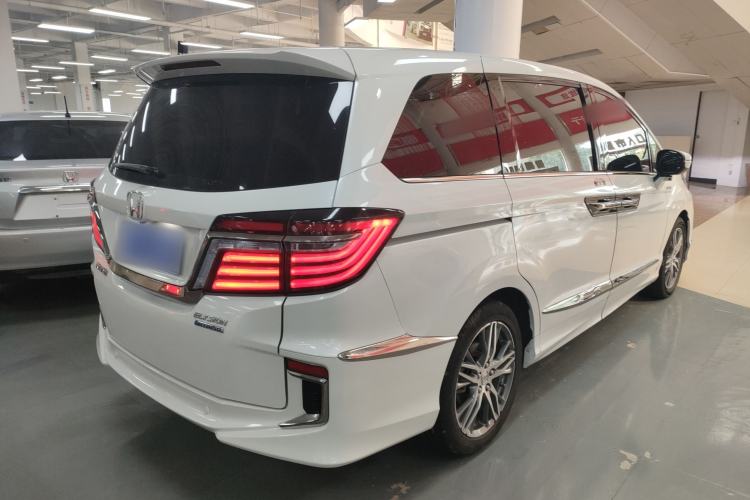 Used Honda Elysion 2019 2.0L Hybrid Comfort Edition Rear Right 45 Deg