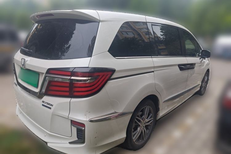 Used Honda Elysion 2019 2.0L Hybrid Supreme Edition Rear Right 45 Deg