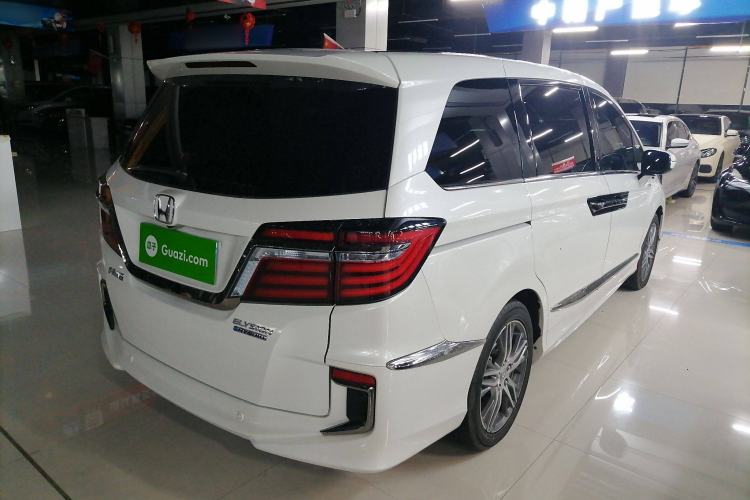 Used Honda Elysion 2019 2.0L Hybrid Luxury Edition Rear Right 45 Deg