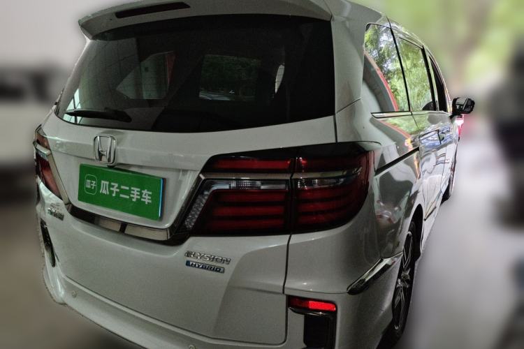 Used Honda Elysion 2019 2.0L Hybrid Luxury Edition Rear Right 45 Deg