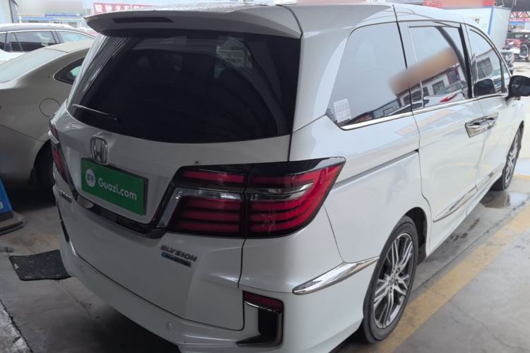 Used Honda Elysion 2019 2.0L Hybrid Luxury Edition Rear Right 45 Deg
