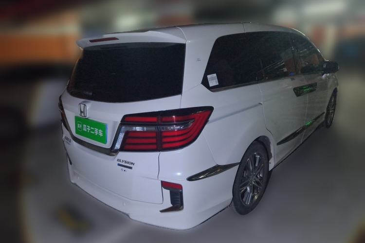 Used Honda Elysion 2019 2.0L Hybrid Luxury Edition Rear Right 45 Deg