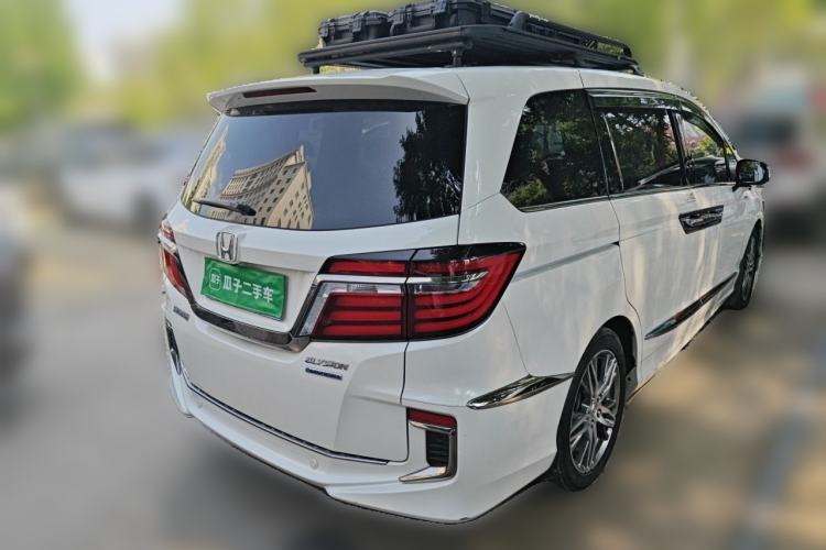 Used Honda Elysion 2019 2.0L Hybrid Luxury Edition Rear Right 45 Deg
