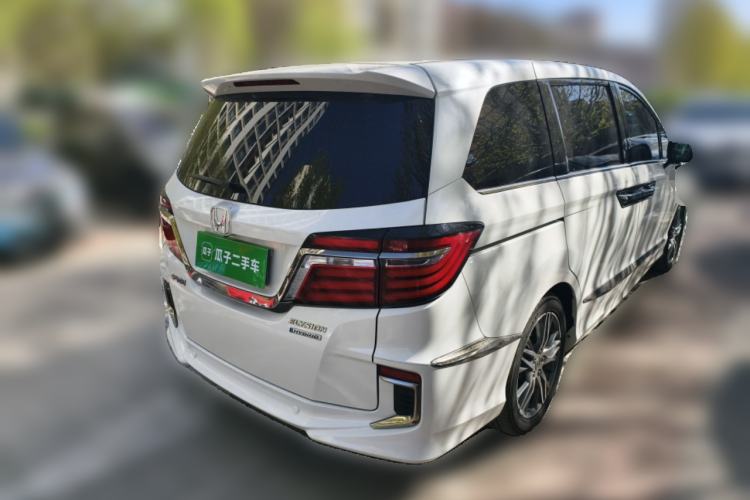 Used Honda Elysion 2019 2.0L Hybrid Luxury Edition Rear Right 45 Deg