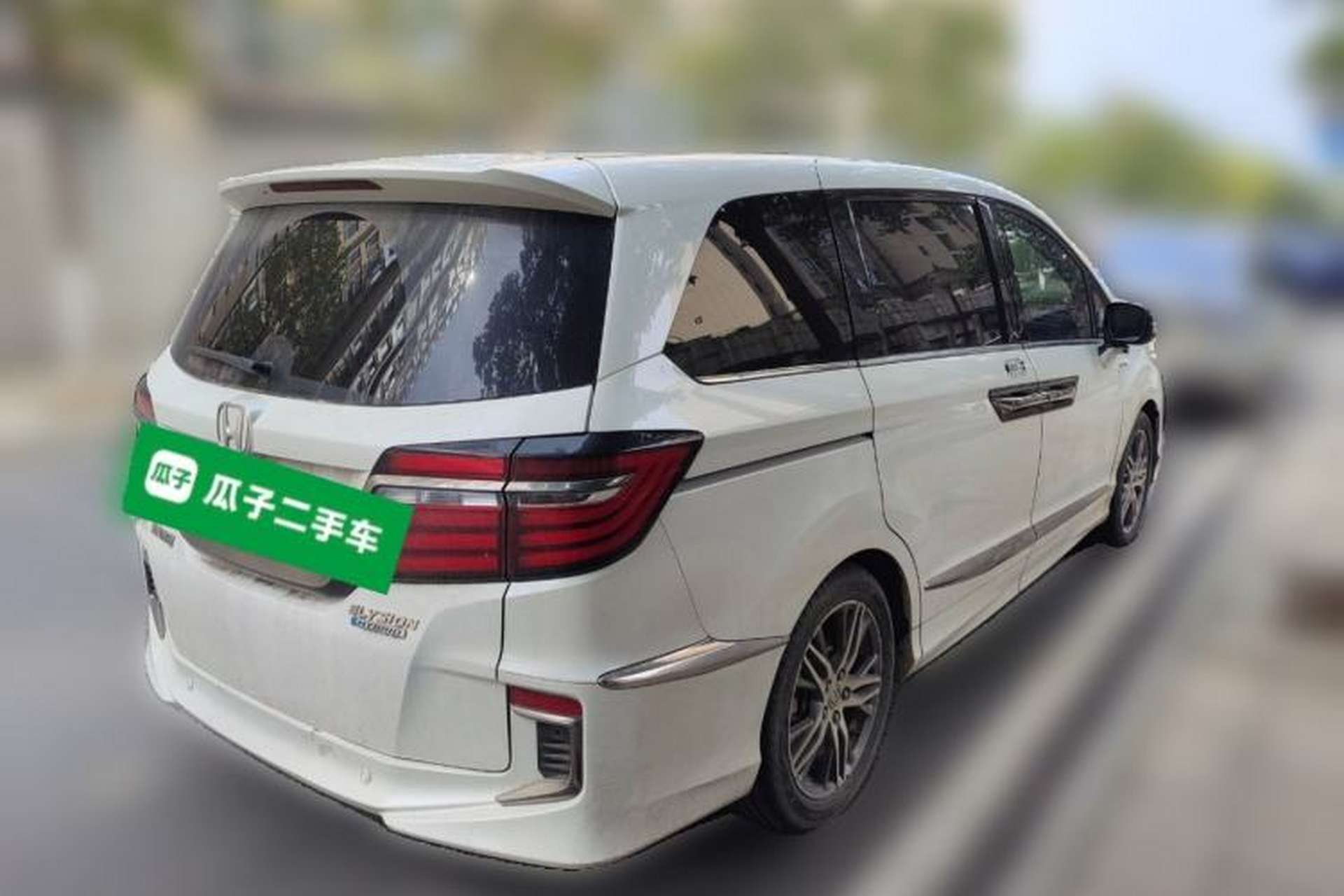 Used Honda Elysion 2019 2.0L Hybrid Luxury Edition Rear Right 45 Deg