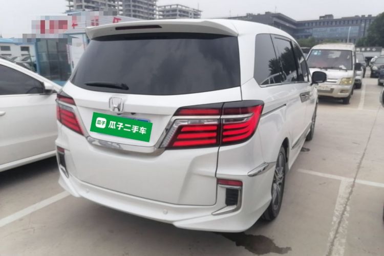 Used Honda Elysion 2019 2.0L Hybrid Supreme Edition Rear Right 45 Deg