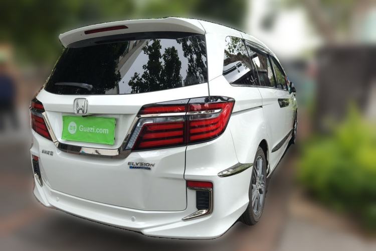 Used Honda Elysion 2019 2.0L Hybrid Supreme Edition Rear Right 45 Deg