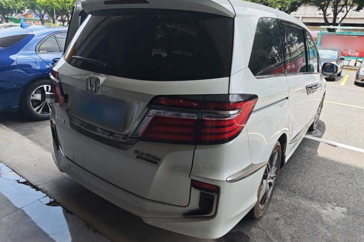 Used Honda Elysion 2019 2.0L Hybrid Luxury Edition Rear Right 45 Deg