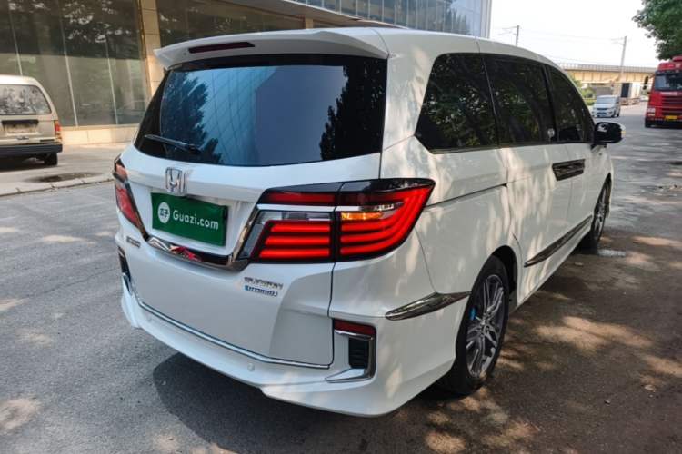 Used Honda Elysion 2019 2.0L Hybrid Supreme Edition Rear Right 45 Deg