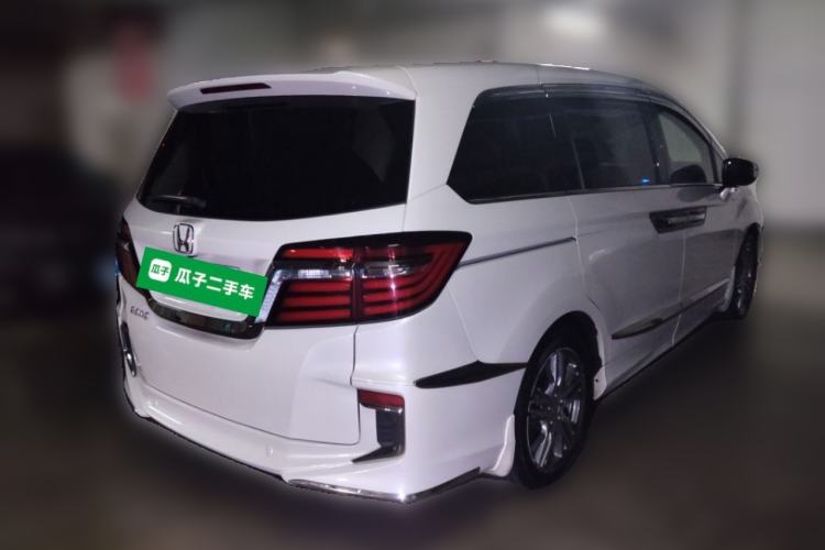 Used Honda Elysion 2019 2.0L Hybrid Supreme Edition Rear Right 45 Deg