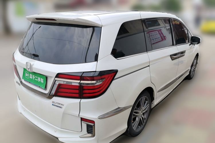 Used Honda Elysion 2019 2.0L Hybrid Luxury Edition Rear Right 45 Deg