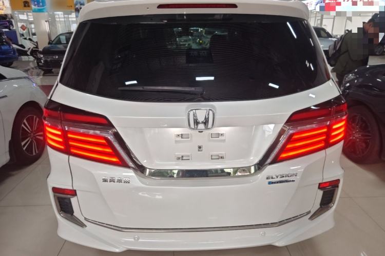 Used Honda Elysion 2019 2.0L Hybrid Luxury Edition Rear