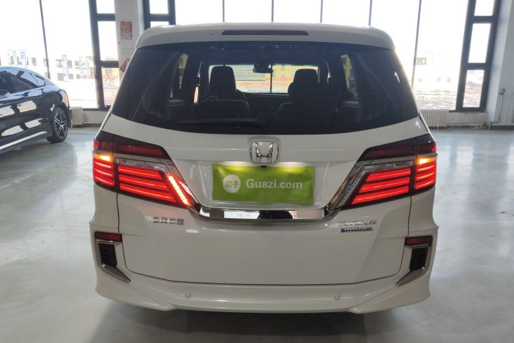 Used Honda Elysion 2019 2.0L Hybrid Luxury Edition Rear