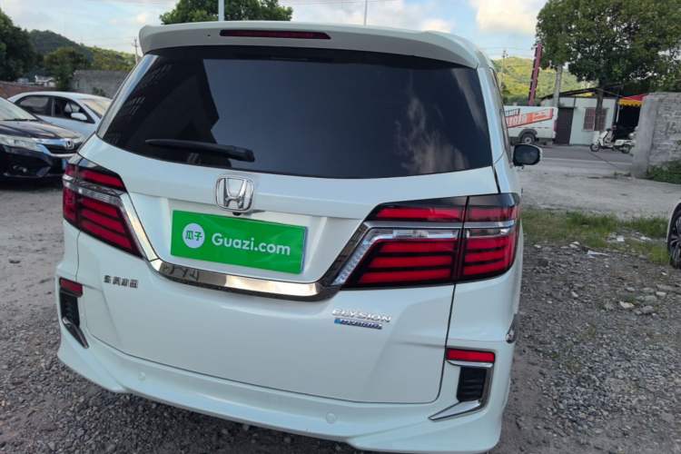 Used Honda Elysion 2019 2.0L Hybrid Luxury Edition Rear