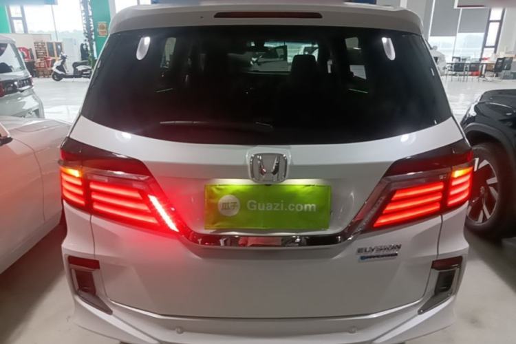 Used Honda Elysion 2019 2.0L Hybrid Luxury Edition Rear