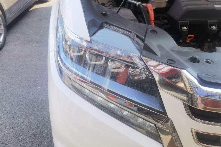 Used Honda Elysion 2019 2.0L Hybrid Luxury Edition Right Front Headlight