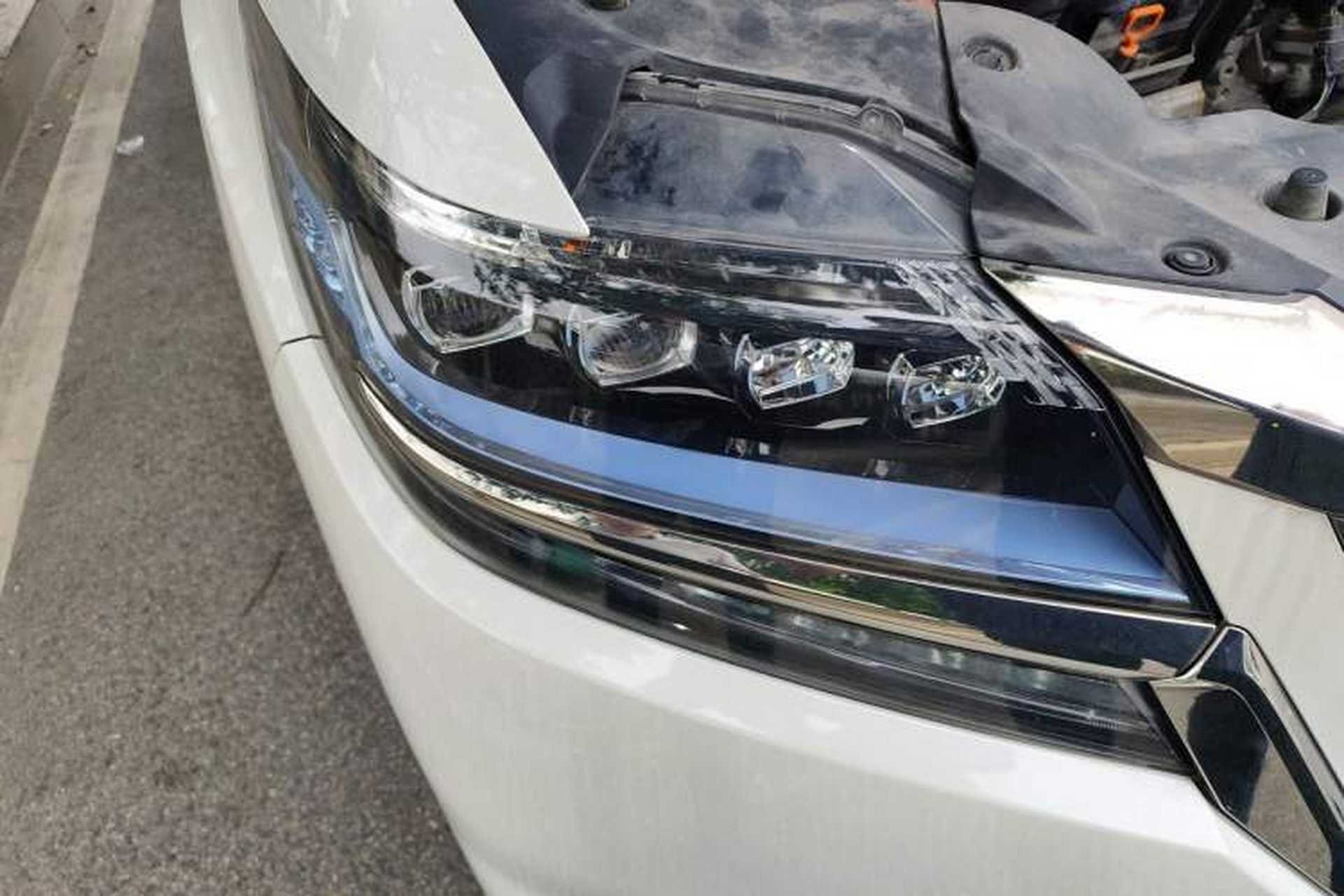 Used Honda Elysion 2019 2.0L Hybrid Luxury Edition Right Front Headlight