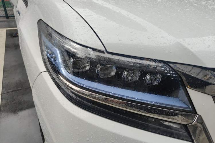 Used Honda Elysion 2019 2.0L Hybrid Luxury Edition Right Front Headlight