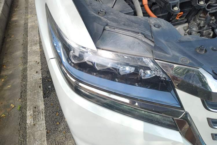 Used Honda Elysion 2019 2.0L Hybrid Comfort Edition Right Front Headlight