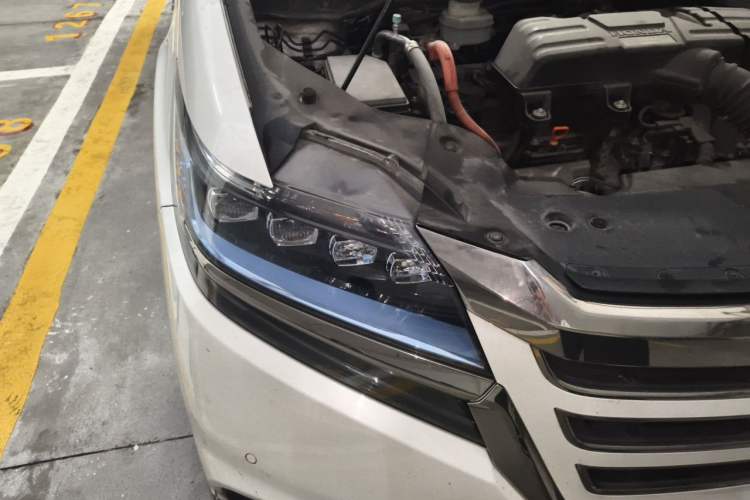 Used Honda Elysion 2019 2.0L Hybrid Supreme Edition Right Front Headlight