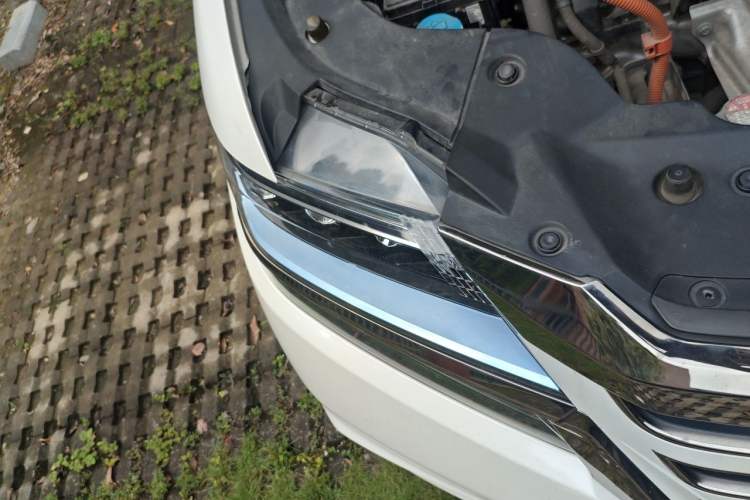 Used Honda Elysion 2019 2.0L Hybrid Luxury Edition Right Front Headlight