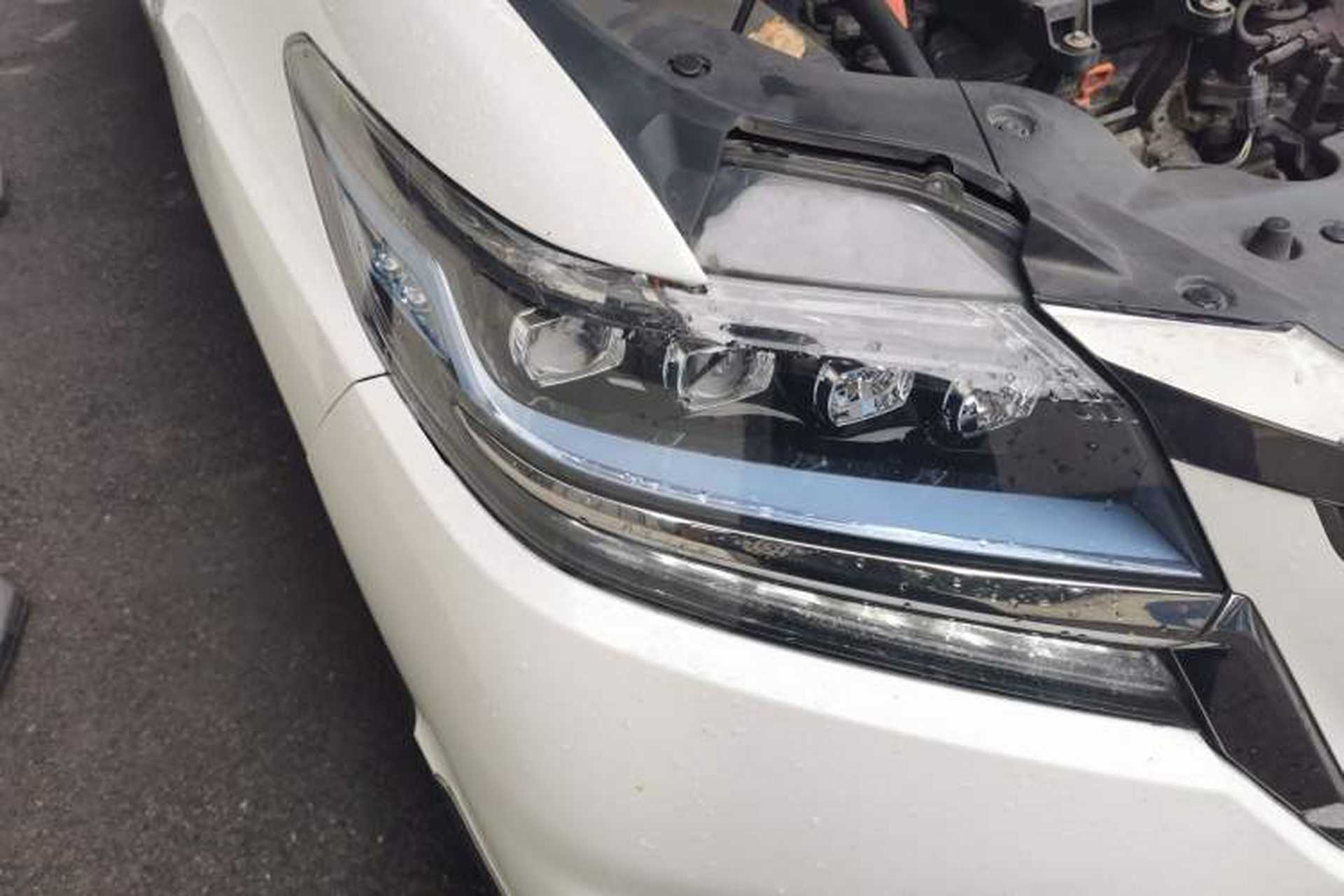 Used Honda Elysion 2019 2.0L Hybrid Luxury Edition Right Front Headlight