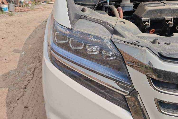 Used Honda Elysion 2019 2.0L Hybrid Luxury Edition Right Front Headlight