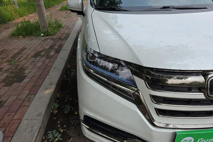 Used Honda Elysion 2019 2.0L Hybrid Luxury Edition Right Front Headlight