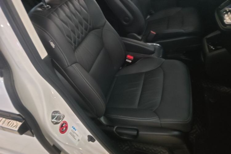 Used Honda Elysion 2019 2.0L Hybrid Comfort Edition Right Front Seat