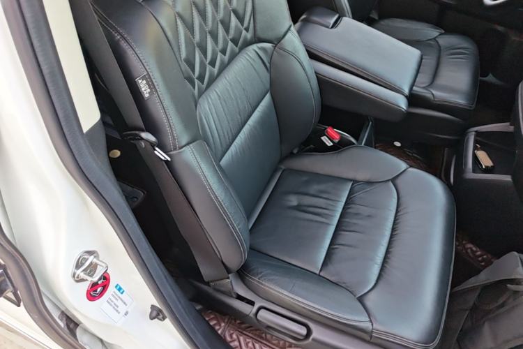 Used Honda Elysion 2019 2.0L Hybrid Supreme Edition Right Front Seat