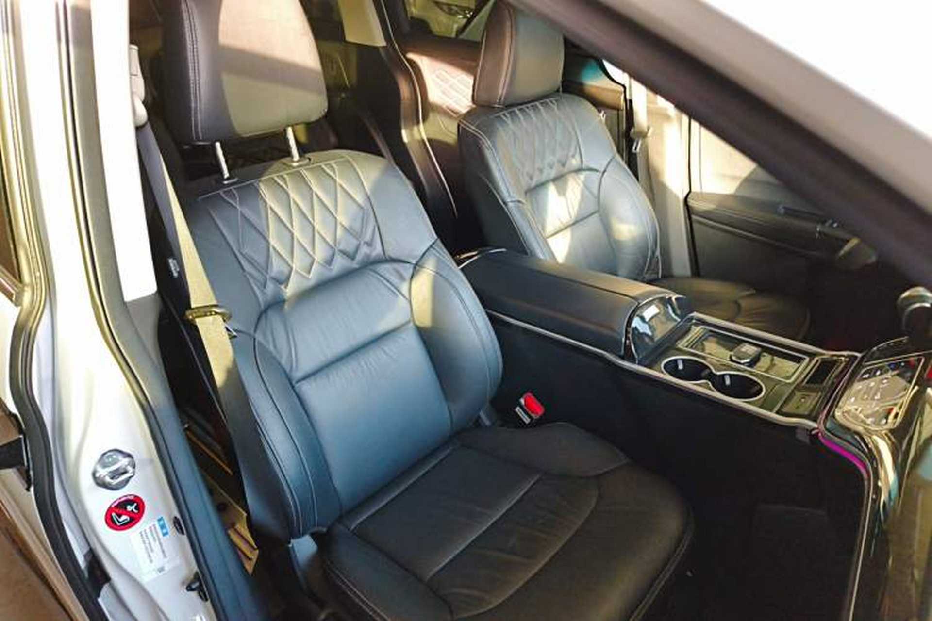 Used Honda Elysion 2019 2.0L Hybrid Comfort Edition Right Front Seat
