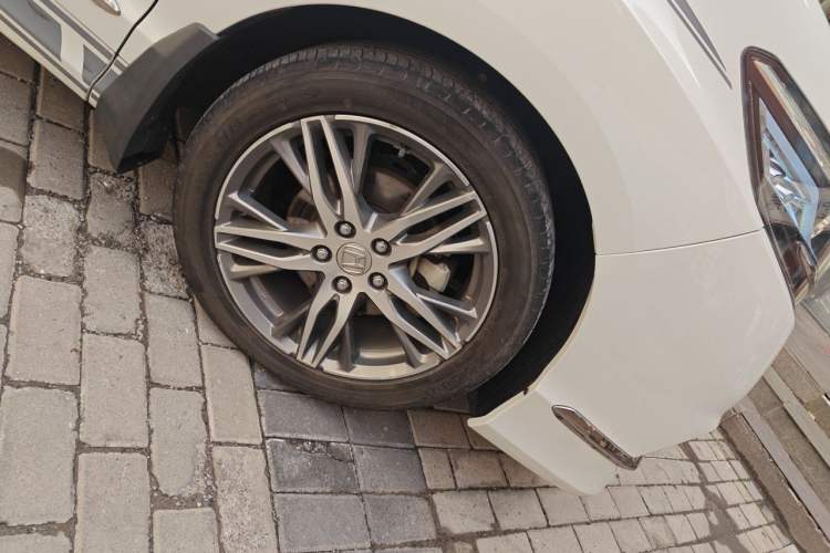 Used Honda Elysion 2019 2.0L Hybrid Supreme Edition Right Front Wheel Hub
