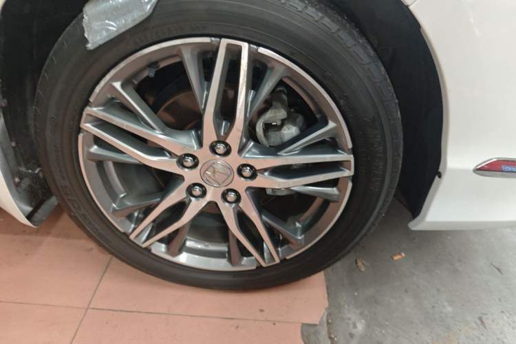 Used Honda Elysion 2019 2.0L Hybrid Luxury Edition Right Front Wheel Hub