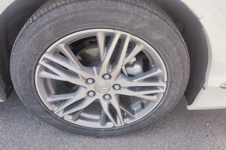 Used Honda Elysion 2019 2.0L Hybrid Luxury Edition Right Front Wheel Hub