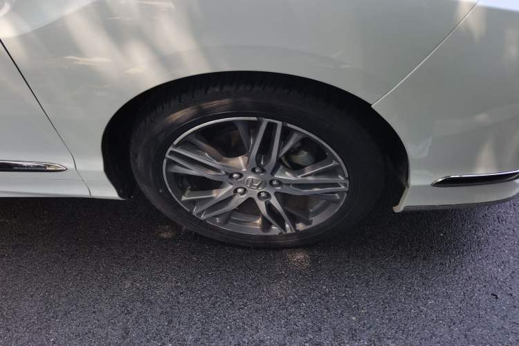 Used Honda Elysion 2019 2.0L Hybrid Luxury Edition Right Front Wheel Hub