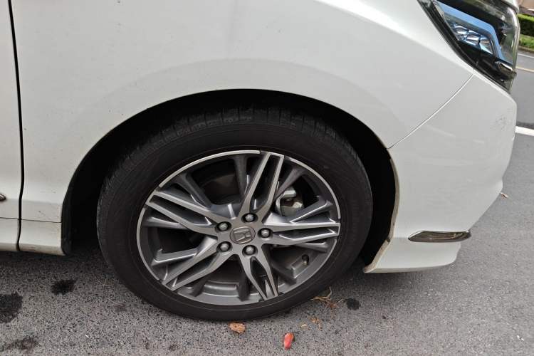 Used Honda Elysion 2019 2.0L Hybrid Luxury Edition Right Front Wheel Hub