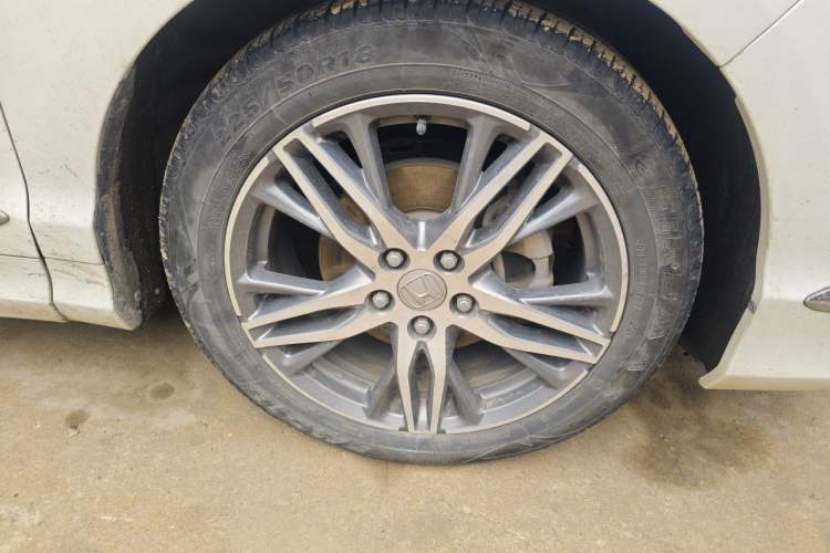 Used Honda Elysion 2019 2.0L Hybrid Luxury Edition Right Front Wheel Hub