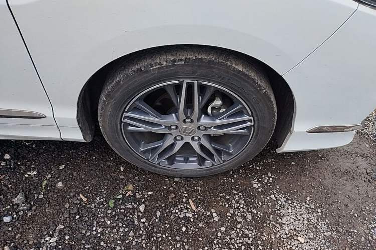 Used Honda Elysion 2019 2.0L Hybrid Luxury Edition Right Front Wheel Hub
