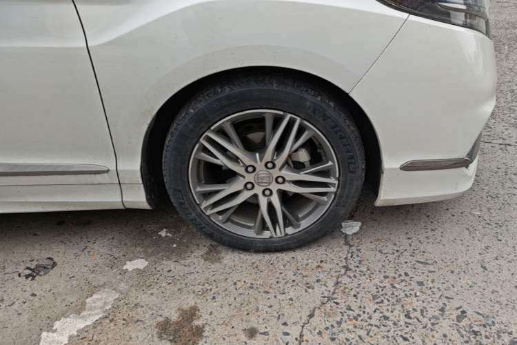 Used Honda Elysion 2019 2.0L Hybrid Supreme Edition Right Front Wheel Hub