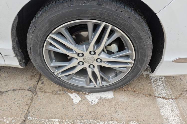Used Honda Elysion 2019 2.0L Hybrid Supreme Edition Right Front Wheel Hub