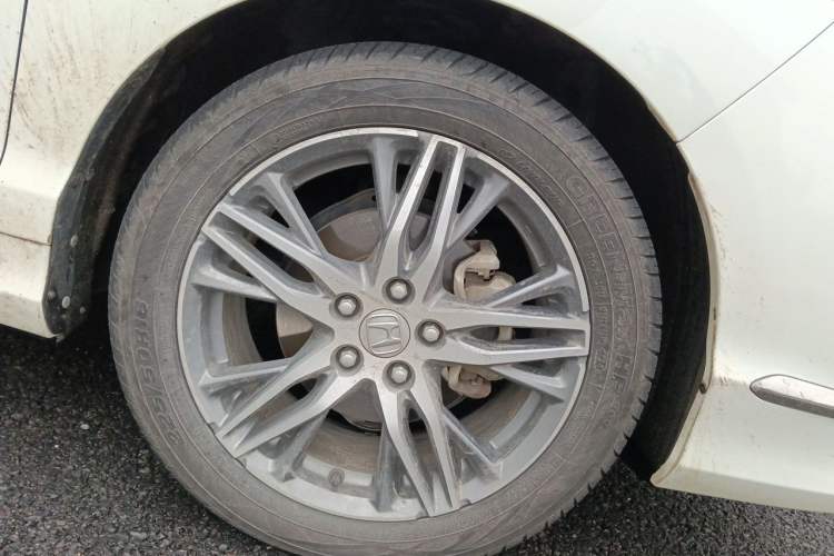 Used Honda Elysion 2019 2.0L Hybrid Supreme Edition Right Front Wheel Hub
