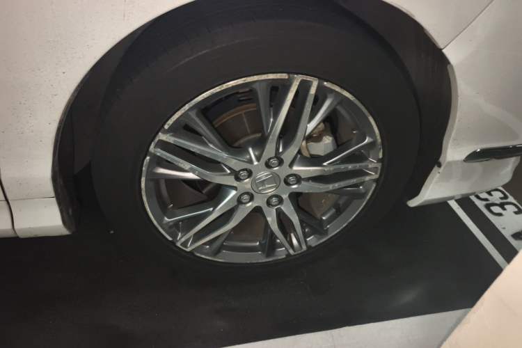 Used Honda Elysion 2019 2.0L Hybrid Luxury Edition Right Front Wheel Hub