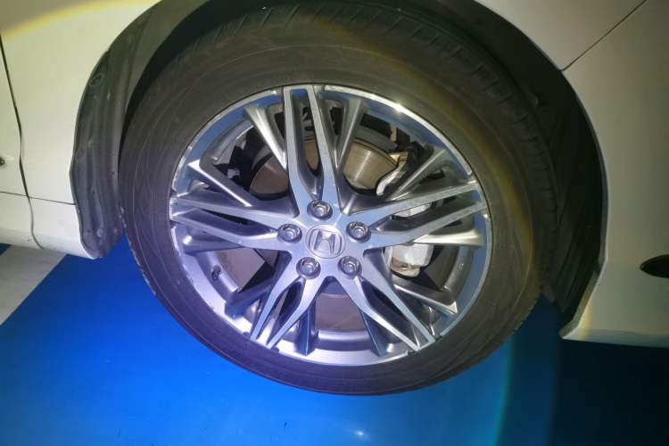 Used Honda Elysion 2019 2.0L Hybrid Luxury Edition Right Front Wheel Hub