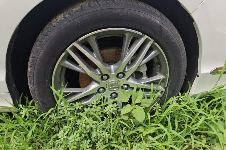 Used Honda Elysion 2019 2.0L Hybrid Luxury Edition Right Front Wheel Hub