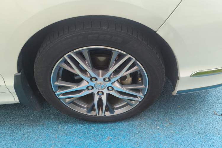Used Honda Elysion 2019 2.0L Hybrid Supreme Edition Right Front Wheel Hub