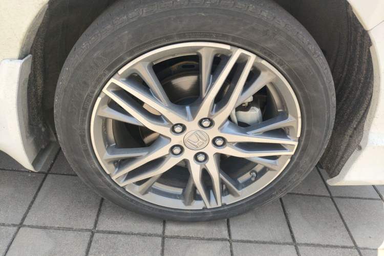 Used Honda Elysion 2019 2.0L Hybrid Luxury Edition Right Front Wheel Hub