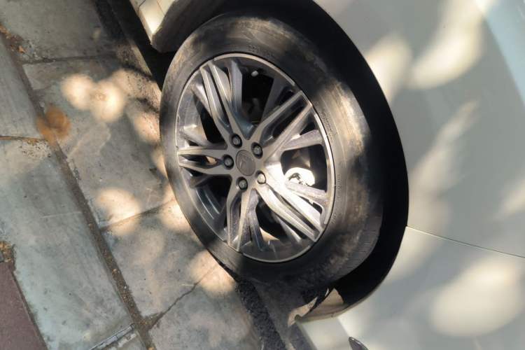Used Honda Elysion 2019 2.0L Hybrid Luxury Edition Right Front Wheel Hub