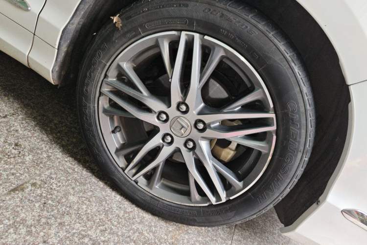 Used Honda Elysion 2019 2.0L Hybrid Luxury Edition Right Front Wheel Hub