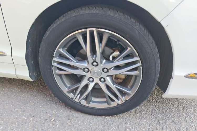 Used Honda Elysion 2019 2.0L Hybrid Luxury Edition Right Front Wheel Hub