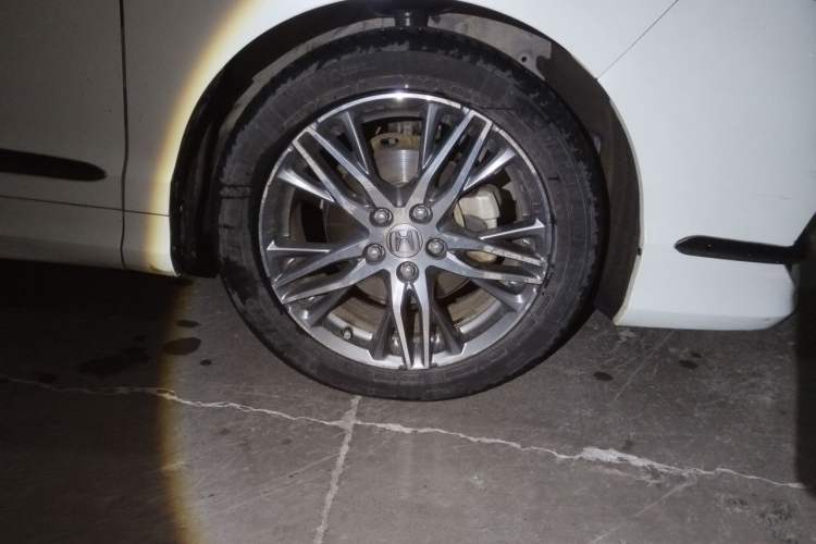 Used Honda Elysion 2019 2.0L Hybrid Luxury Edition Right Front Wheel Hub